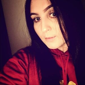 Meet your Posher, Araceli